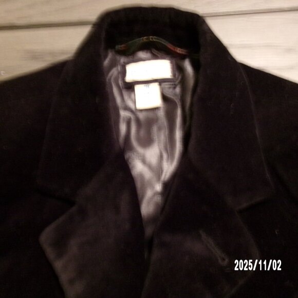 The Children’s Place BABY Toddler Boys Black Velvet Blazer Jacket 18M HOLIDAYS - Picture 3 of 4